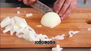 Onion Right and Wrong Knife Skill