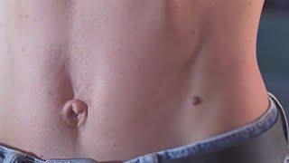 Female Fitness Model Showing her Abs (Belly Button) | Outie Navel Play