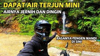 Dapat Air Terjun Di Pinggir Jalan Airnya Jernih, Rasanya Pengen Mandi Di Sini