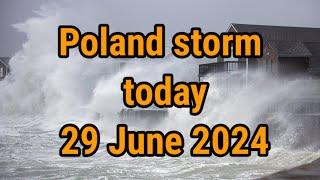 Poland storm today! Heavy rain and strong wind causes damage in the city