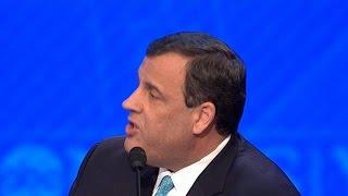 Chris Christie takes down Marco Rubio