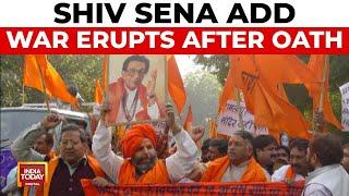 Breaking News:Day After Oath, Shiv Sena Add War Erupts | No Bal Thackeray Photo In Add | India Today