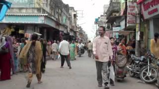 The streets and the market of Portbandar (Gujarat - India)