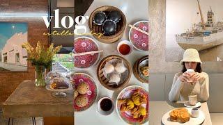 vlog | what i eat in a day  vintage aesthetic chinese place, haka dim sum, apple toast  [ENG]