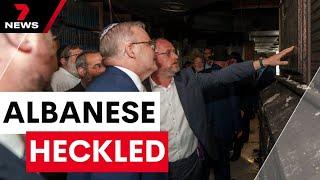 The Prime Minister's chaotic visit to the Melbourne synagogue  | 7NEWS