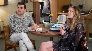 Schitt's Creek S4, E1 - Dead Guy in Room 4