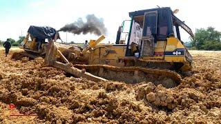 Dozer Stuck In Mud And Amazing Pushing Out Extreme Fails Sink In Deep Bulldozer Komatsu D85E