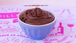 Crema pastelera de chocolate para rellenar tartas y pasteles