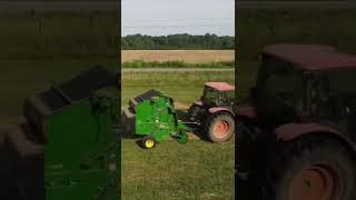 Makin’ hay!!! #hay #haybaling #haybaler #johndeere #kubota  #farm #ranch #rakinghay #cuttinghay