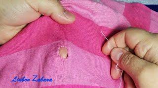 Как зашить дырку в свитере. How to sew a hole in a sweater.