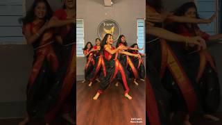 Nauvari DanceReel #nauvarisaree #marathitadka  #sanjurathod  #nauvari #ytshorts #viral #marathisong