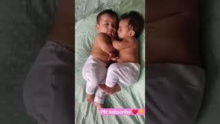 #shorts️funny baby laughinhg#funnyplox #babieztv #viralvideo #baby #babyfunnyvideos #youtubeshorts