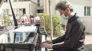 Piano Concert for the elderly in quarantine 