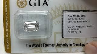 Flawless Diamond of 3ct Emerald Shape D color Sealed and Certified by GIA