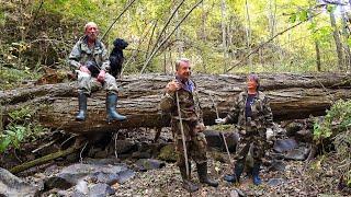 Young Pensioners Naturalists. Gorge of Weeping Souls. Taiga Primorskaya Far Eastern.