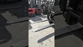 Toyota forklift for sale 00971555064994 komatsu caterpillar tcm dubai uae sharjah mitsubishi heli