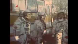 Космонавт Олег Макаров