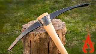 Blacksmithing - Forging a pickaxe