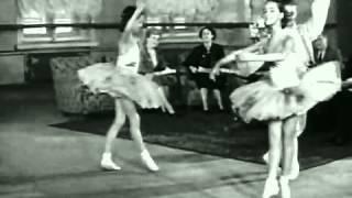 xxxFreyjaxxx   THE NUTCRACKER   Mirlitons Dance Maximova Vasiliev Mankevich, 1953 H 264 360p