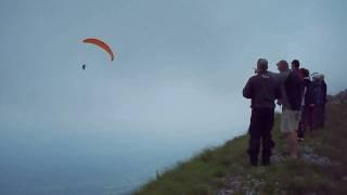 Paraglider Acro and Crash after Fullstall Wingover (Gleitschirm Kunstflug in Slowenien, Absturz)