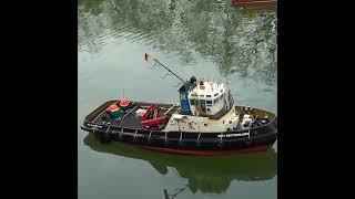 Schiffsmodellbau - RC Schiff in Waltrop auf dem Schaufahren an der Schleuse Henrichenburg / Waltrop