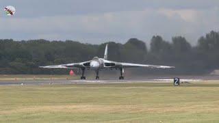 Fairford 2011 Saturday With Radio Comms