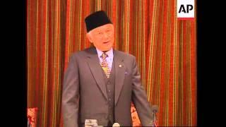 UK: INDONESIAN VICE PRESIDENT HABIBIE SPEAKS AT BUSINESS LUNCH