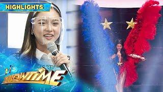 Kim is proud of Rabiya’s national costume | It's Showtime