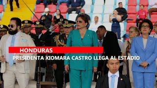 Presidenta Xiomara Castro llega al Estadio