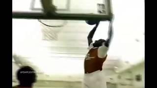 The Last Dance | Michael Jordan’s brother is 5’8” and had a 44” vertical leap. SICK DUNKS!