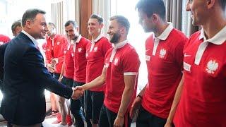 Andrzej Duda z Reprezentacją Polski na Euro2016