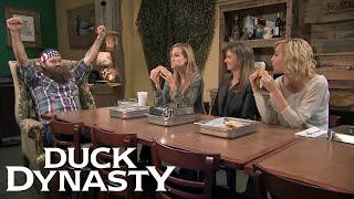 Duck Dynasty: Willie’s Boss Hog Bologna Sandwich Taste Test (Season 7 Flashback)