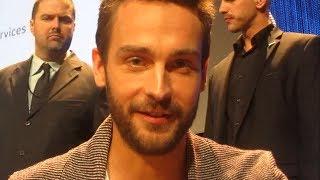 Tom Mison with fans at Sleepy Hollow Paleyfest 2014