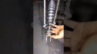 Treker shock belakang dari rantai motor!! kreatif