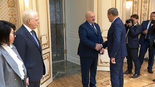 Лукашенко: Почему ВЫ? Понятно? // Громкие кадры, встреча с Лавровым, Си Цзиньпин и юные белорусы