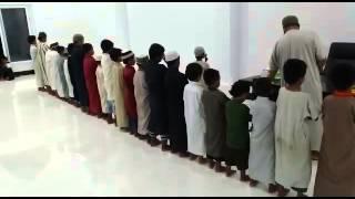 Santri Ma`had As-sunnah Lampeneurut Shalat Tarawih