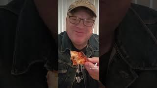 FOOD REVIEW! Best thin crust pizza ever!!