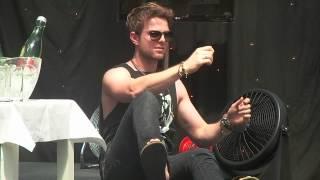 Nathaniel Buzolic imitating Paul Wesley's morning routine // TVD Panel