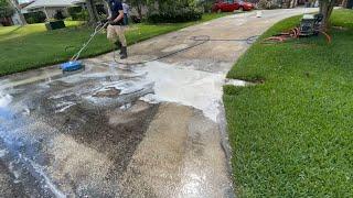 The NEIGHBOR Couldn’t Resist Getting His Driveway Cleaned After Seeing THIS!