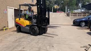 Nissan / TCM 3 T Forklift