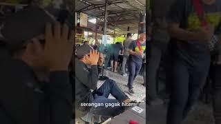 #viral #shorts Dua lelaki memeluk seorang pelayan wanita ketika bergambar mengundang kecaman