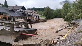 Sturzfluten treffen plötzlich die Schweiz! Zermatt wurde sofort zerstört