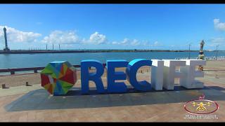 Praia de Boa Viagem - Recife PE - vista de Cima em 4 K