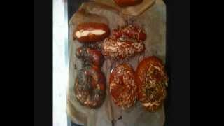 Brezen selber backen im Holzofen (Steinofen) -- best homemade brezels ever