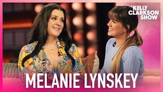 Melanie Lynskey Freaks Out Meeting Kelly Clarkson