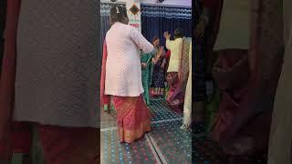 Gulabi sarara #shortsfeed #dance #meenasanjaywaldia #wedding #shortvideos #ytshorts #ytviral#shorts