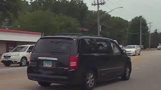 [WARNING: LANGUAGE] Minivan driver runs red light and flips me off after I honk (Elgin, IL 6/30/23)