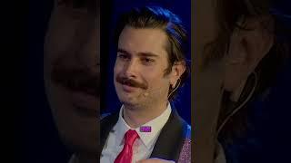  TO ROAST OR BUTTER UP THE HOST? #comedy #greatdebate