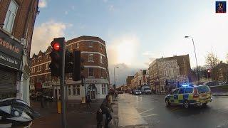 Red Light Jumping Cyclist caught by the Police