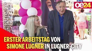 Erster Arbeitstag von Simone Lugner in Lugner-City